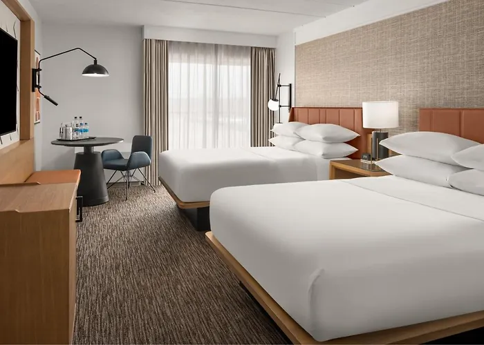 Sheraton Milwaukee Brookfield