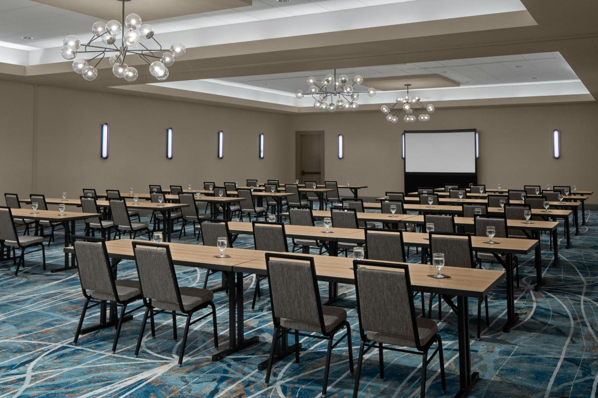 Hotel Sheraton Milwaukee Brookfield