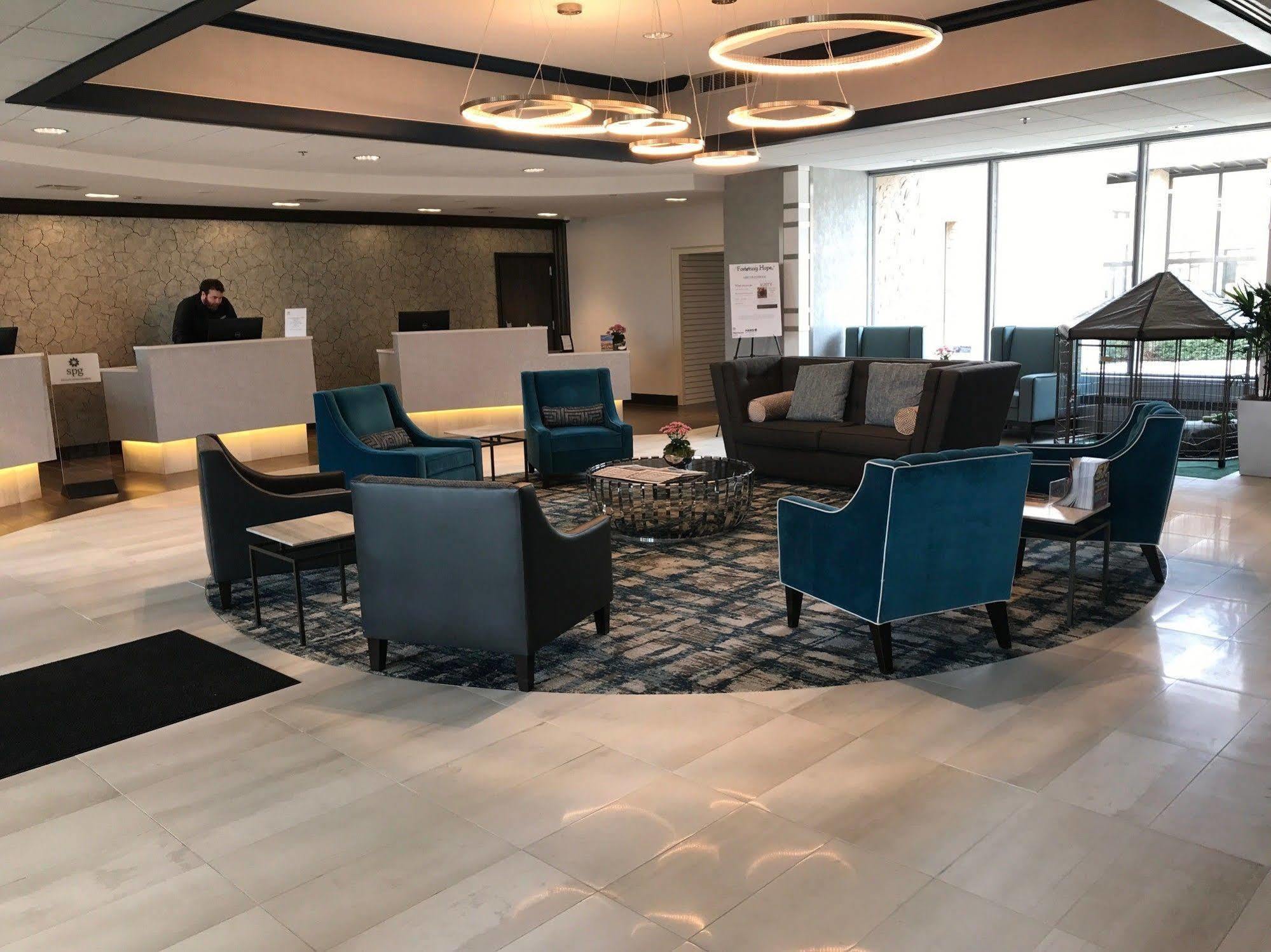 Hotel Sheraton Milwaukee 4*